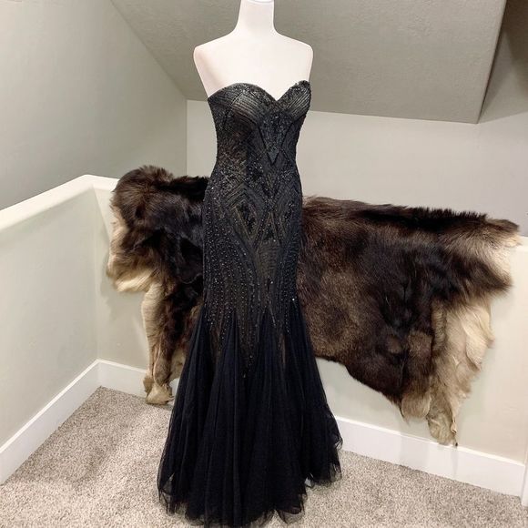 Custom Gorgeous Strapless Matte Sequins & Beads Fishtail Gown - Picture 5 of 16